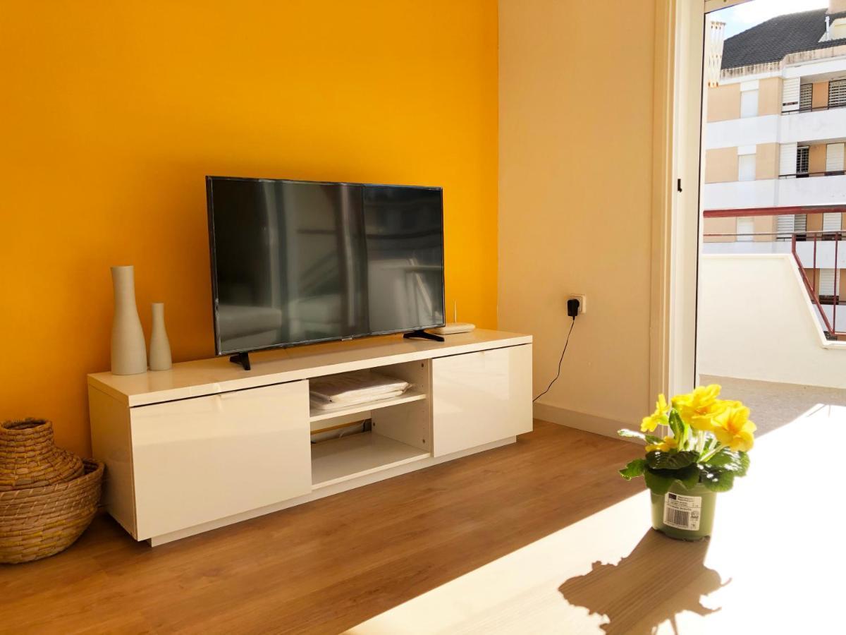 Lovely Seaside Apartment In Front Of Calafell Beach And Cunit Beach Segur de Calafell Eksteriør bilde