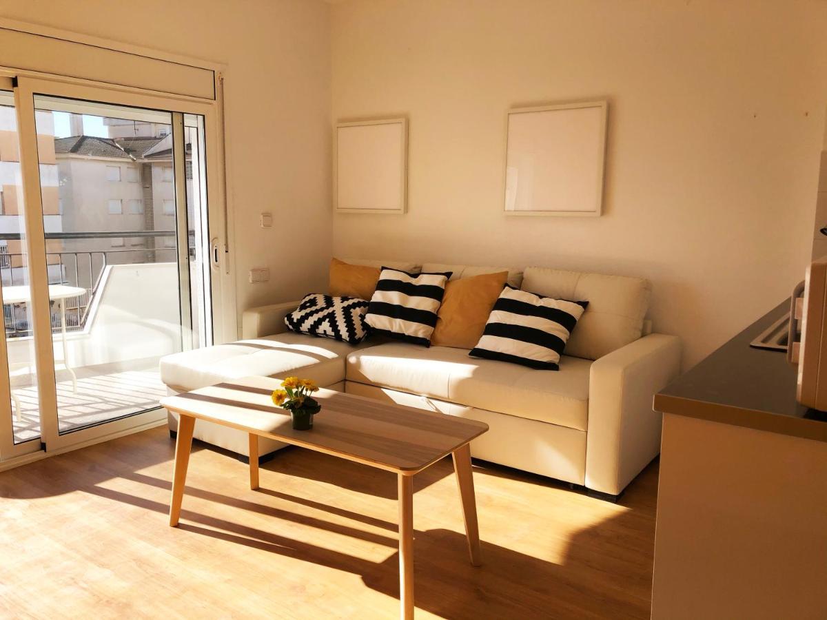 Lovely Seaside Apartment In Front Of Calafell Beach And Cunit Beach Segur de Calafell Eksteriør bilde